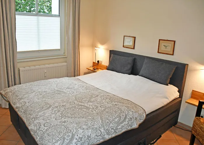 Kleine Oase Im Haus Waldesheim * Goehren (Ruegen)